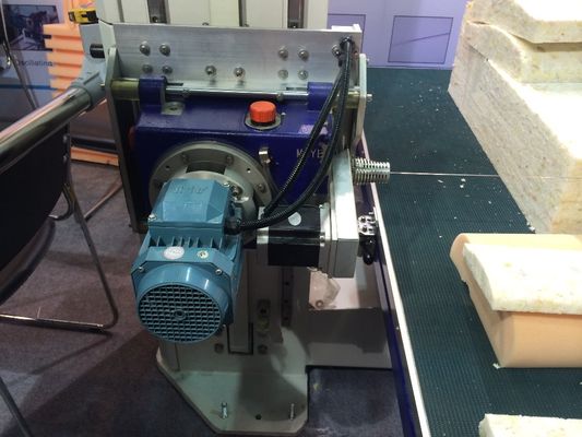 6kw फ्लेक्सिबल फोम वर्टिकल सीएनसी ओस्सिलिंग ब्लेड कटर हाई स्पीड
