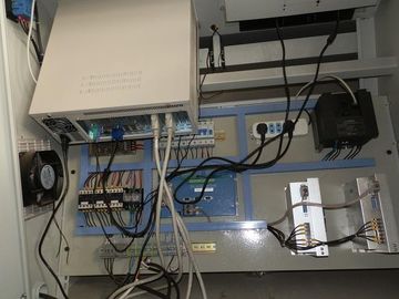 पीई, पी वी एस, ईवा सीएनसी समोच्च के साथ निर्वात काम कर तालिका काटने की मशीन