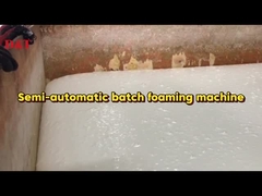 अर्ध स्वचालित गद्दा पॉलीयूरेथेन फोम बनाने की मशीन उच्च कुशल फोमिंग बनाने का बॉक्स